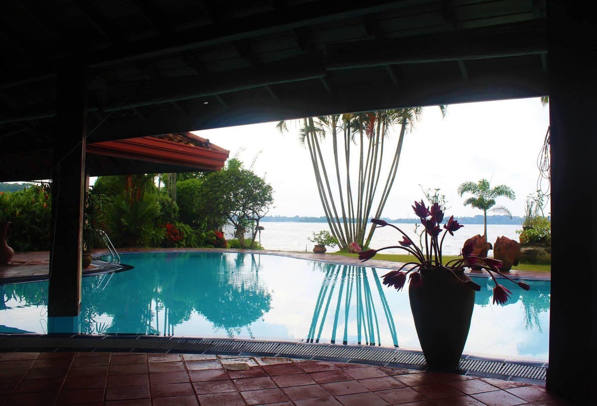 Blue Water Villa Piliyandala Esterno foto